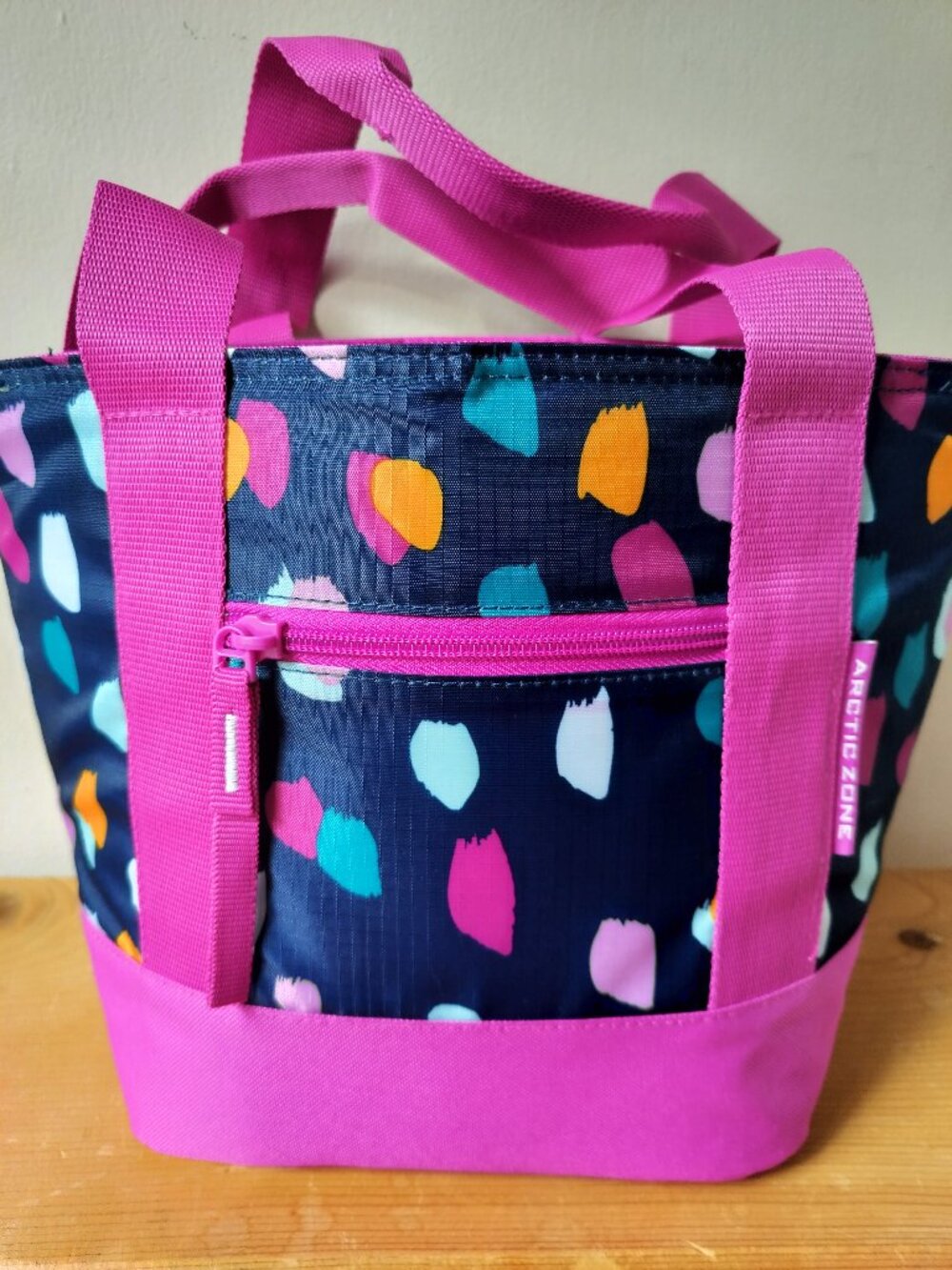 BRAND NEW Arctic Zone Lunch Tote